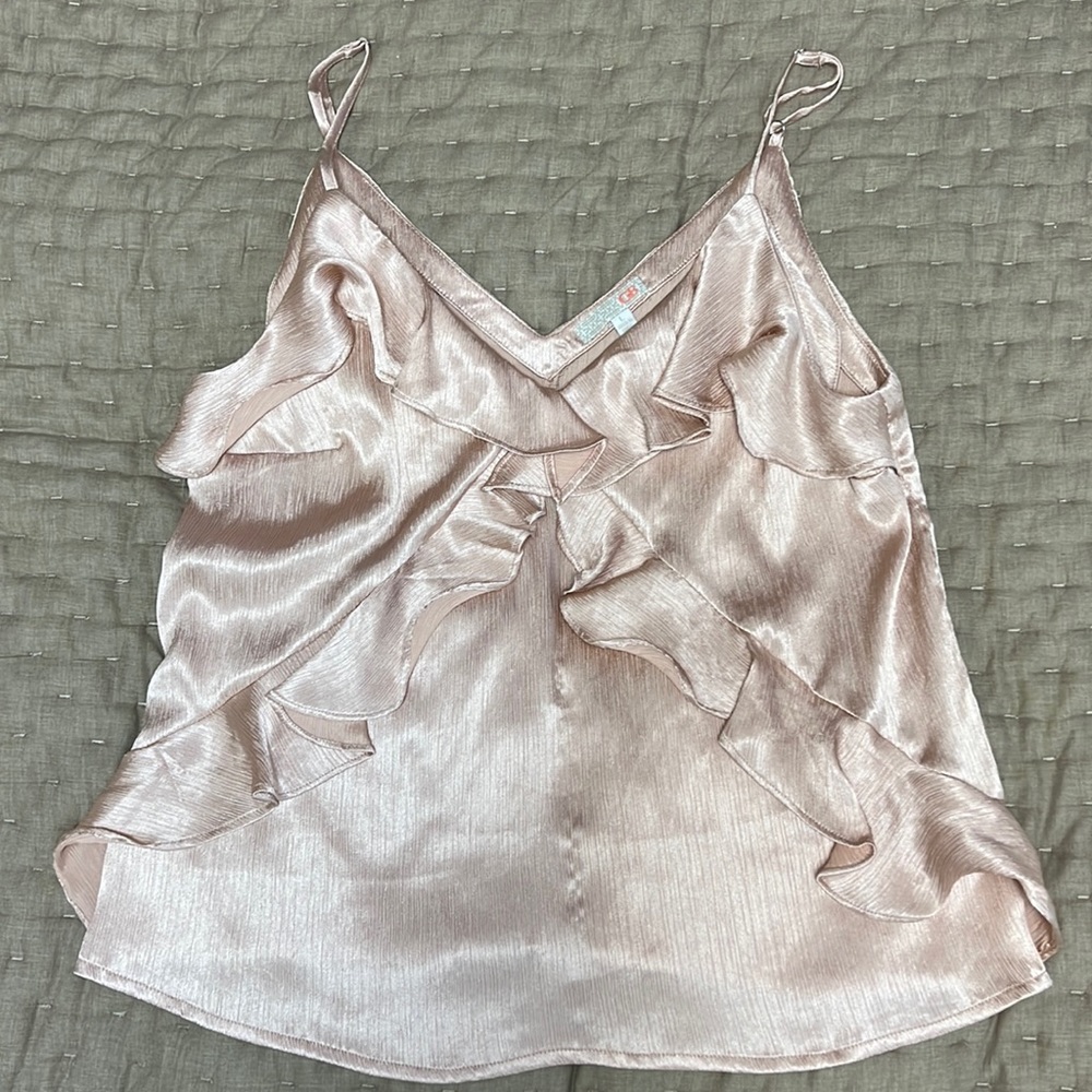 🤍GB Ruffle Cami/Tank in Champagne - Size L🤍